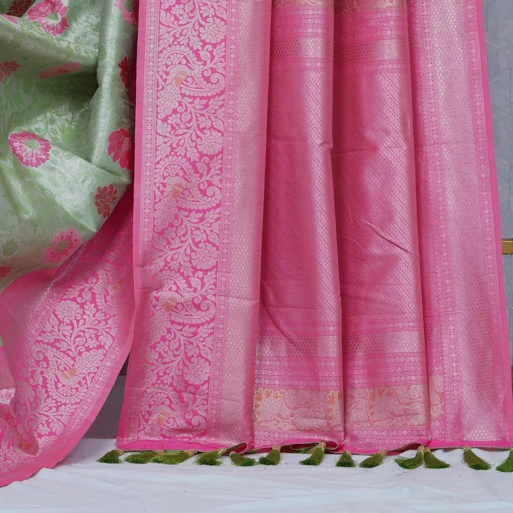 Magnetic Sea Green Soft Silk Saree With Snazzy Blouse Piece