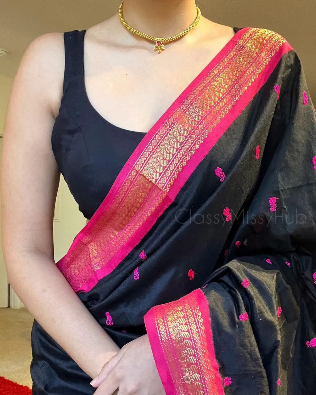 Pleasant Black Soft Silk Saree With Delightful Blouse Piece