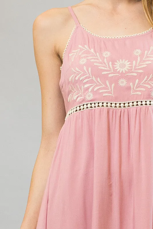 Top Emroidery Lace Trim Neck Lining Maxi Dress