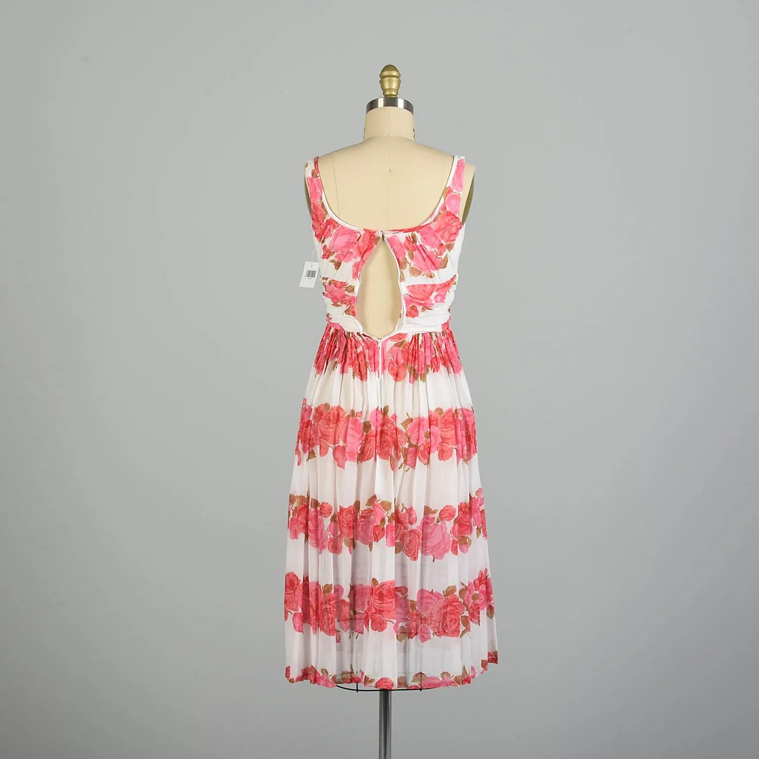 XXS 1950s Sleeveless Flowy Pink Novelty Rose Print Cotton Summer Day Dress