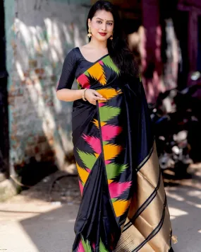 Zephyr Black Soft Silk Saree With Entrancing Blouse Piece